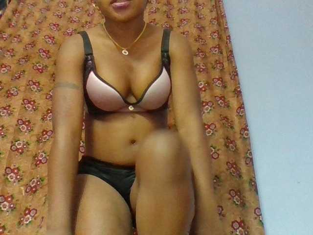 Elysa7 live cam on BongaCams