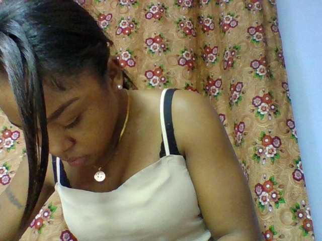 Elysa7 live cam on BongaCams