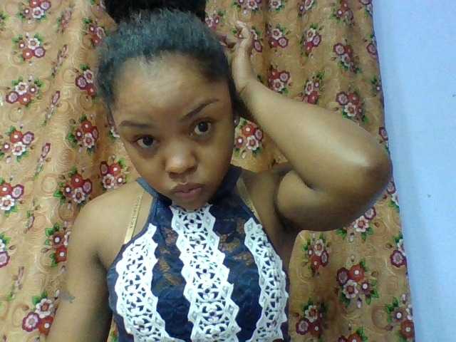 Elysa7 live cam on BongaCams