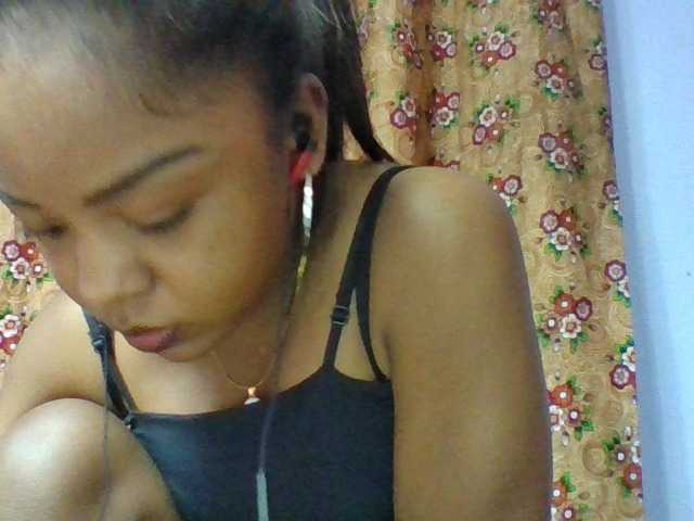 Elysa7 live cam on BongaCams