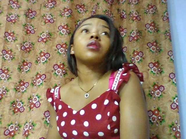 Elysa7 live cam on BongaCams