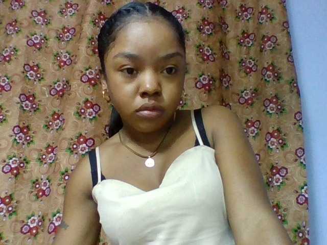 Elysa7 live cam on BongaCams