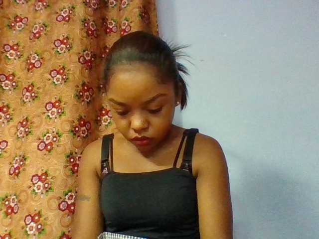 Elysa7 live cam on BongaCams
