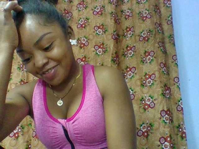 Elysa7 live cam on BongaCams