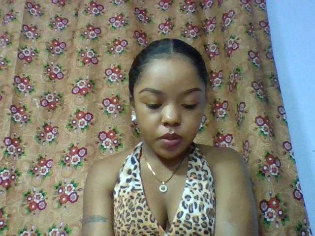 Elysa7 live cam on BongaCams