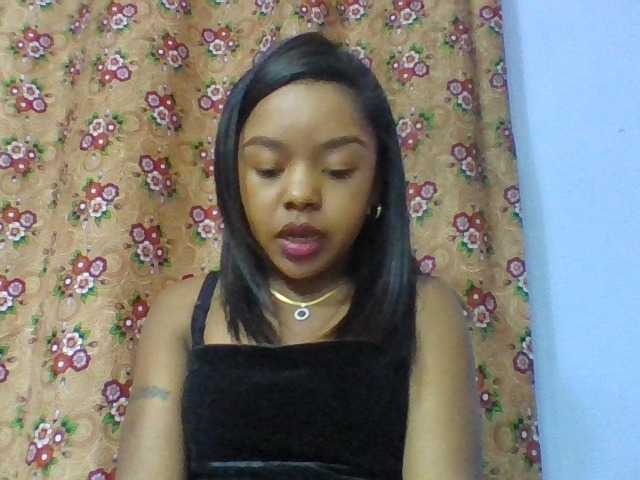 Elysa7 live cam on BongaCams