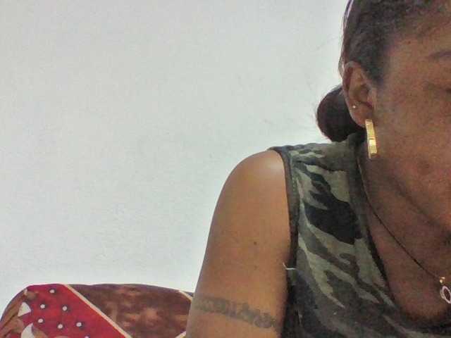 Elysa7 live cam on BongaCams