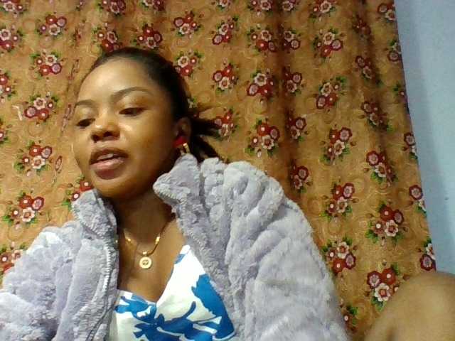Elysa7 live cam on BongaCams