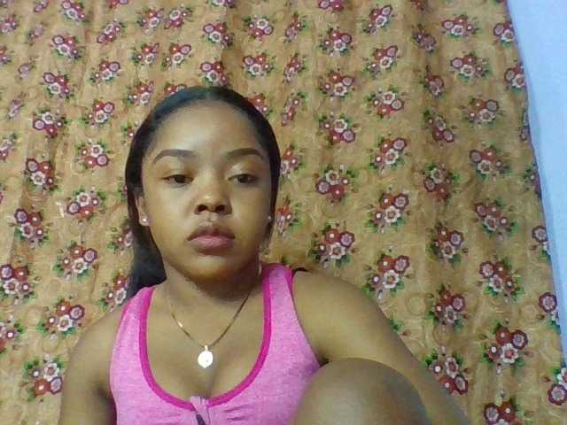 Elysa7 live cam on BongaCams