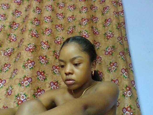 Elysa7 live cam on BongaCams
