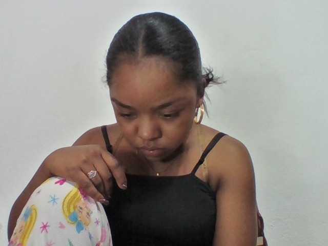 Elysa7 live cam on BongaCams