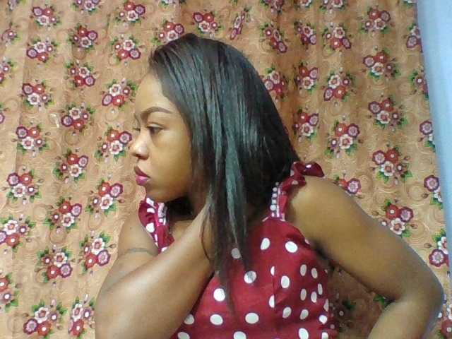 Elysa7 live cam on BongaCams
