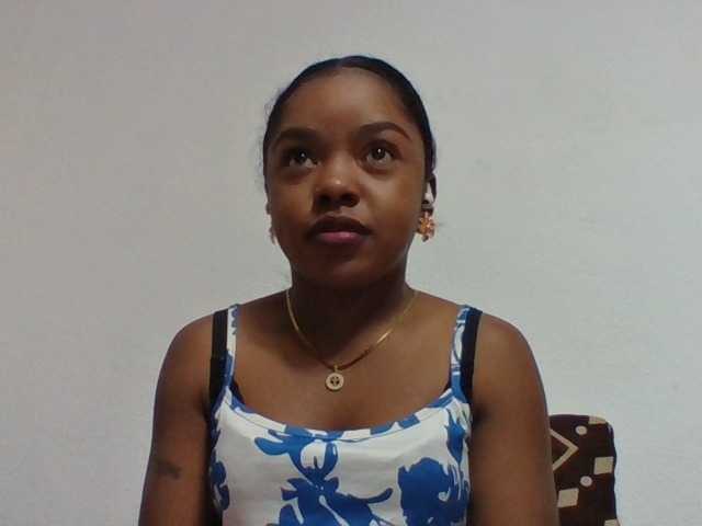 Elysa7 live cam on BongaCams