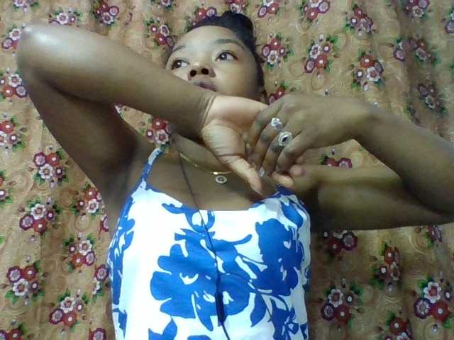 Elysa7 live cam on BongaCams