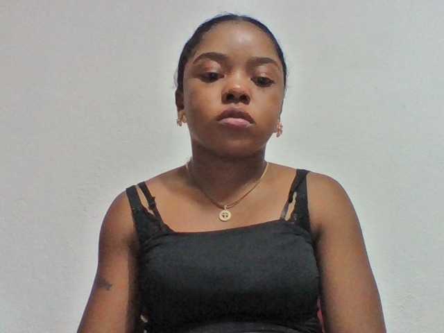 Elysa7 live cam on BongaCams