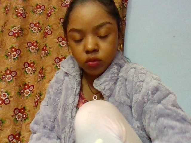 elysa7 cam belle