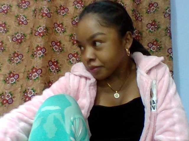 Elysa7 live cam on BongaCams