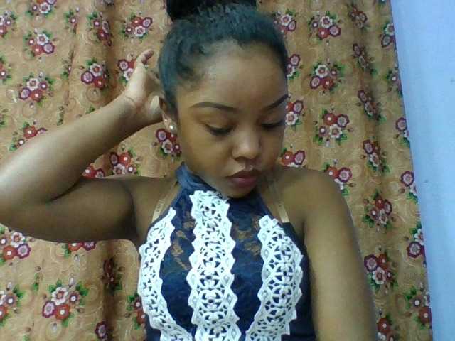 Elysa7 live cam