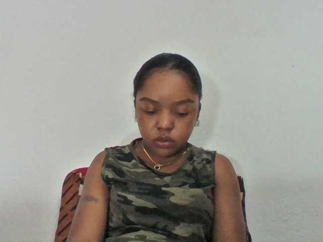 Elysa7 live cam on BongaCams