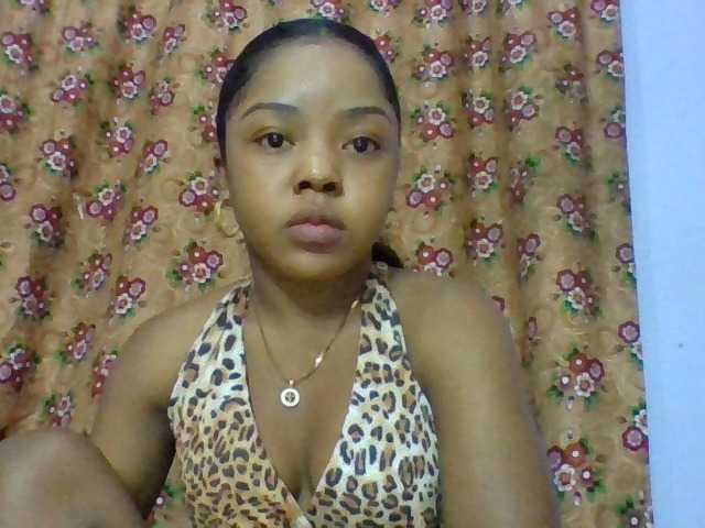 Elysa7 live cam on BongaCams