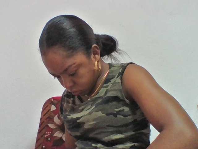 Elysa7 live cam on BongaCams