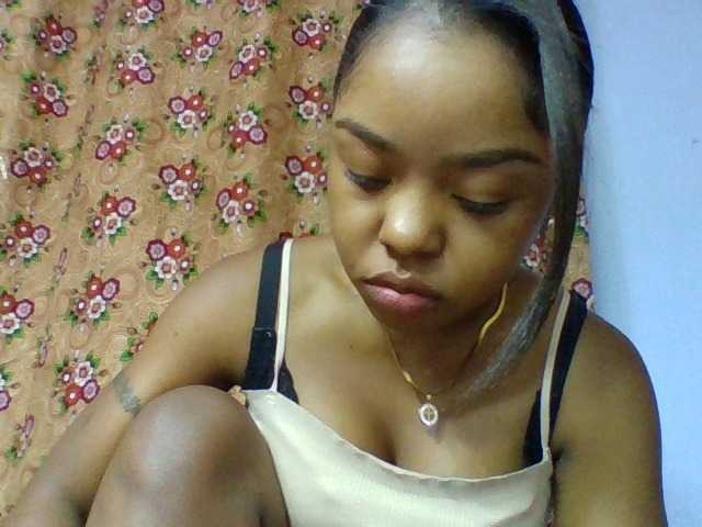 Elysa7 live cam on BongaCams