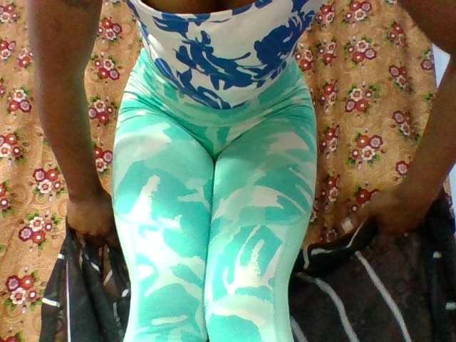 Elysa7 live cam on BongaCams