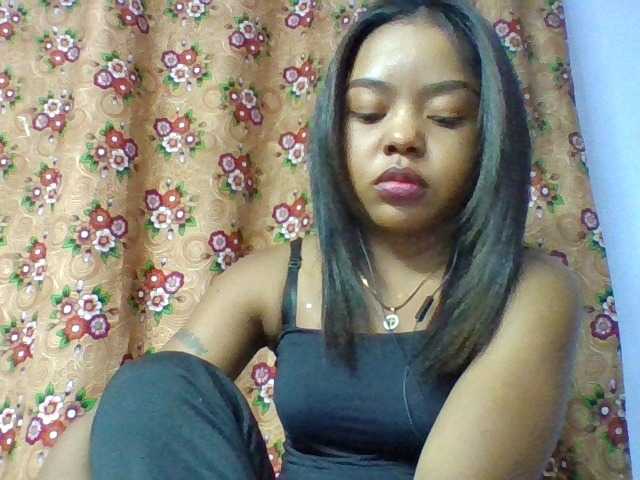 Elysa7 live cam on BongaCams