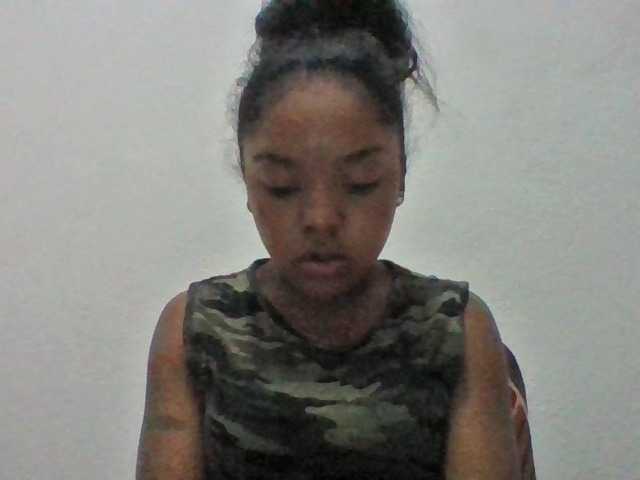 Elysa7 live cam on BongaCams