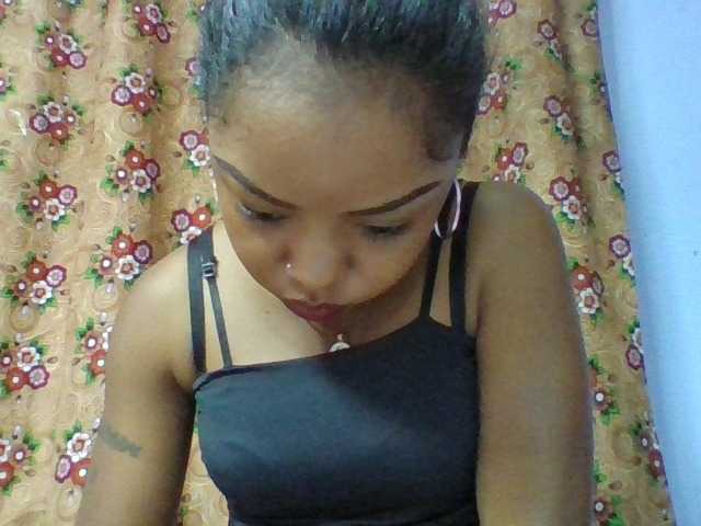 Elysa7 live cam on BongaCams