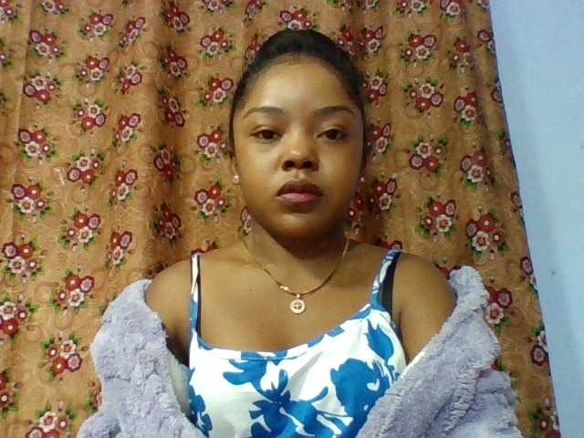 Elysa7 live cam on BongaCams