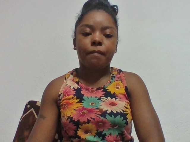 Elysa7 live cam on BongaCams