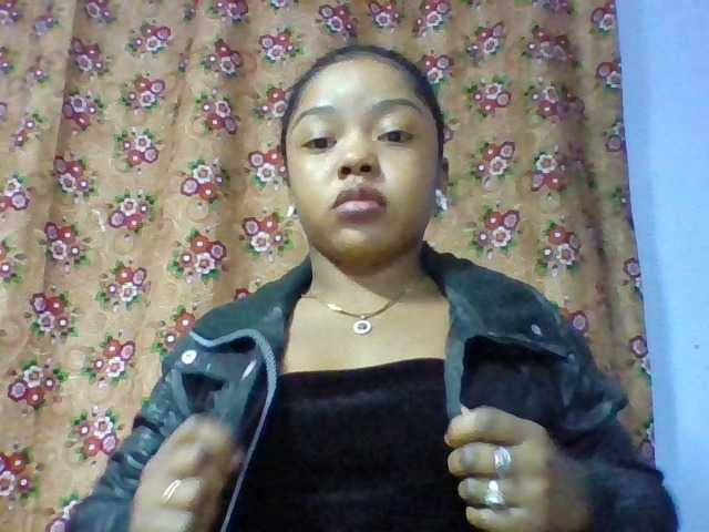 Elysa7 live cam on BongaCams
