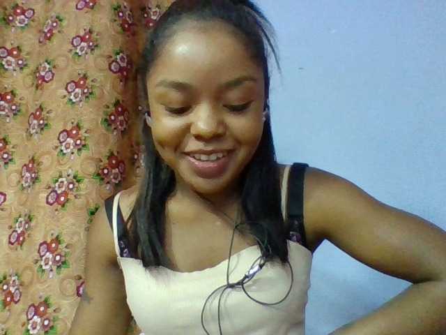 Elysa7 live cam on BongaCams