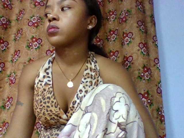 Elysa7 live webcam show