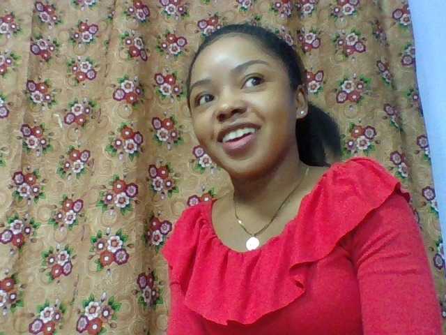 Elysa7 live cam on BongaCams