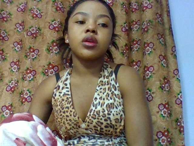 Elysa7 live cam on BongaCams