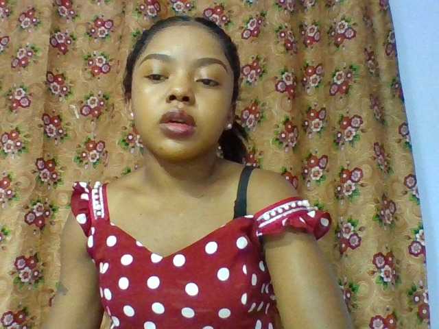 Elysa7 live cam on BongaCams