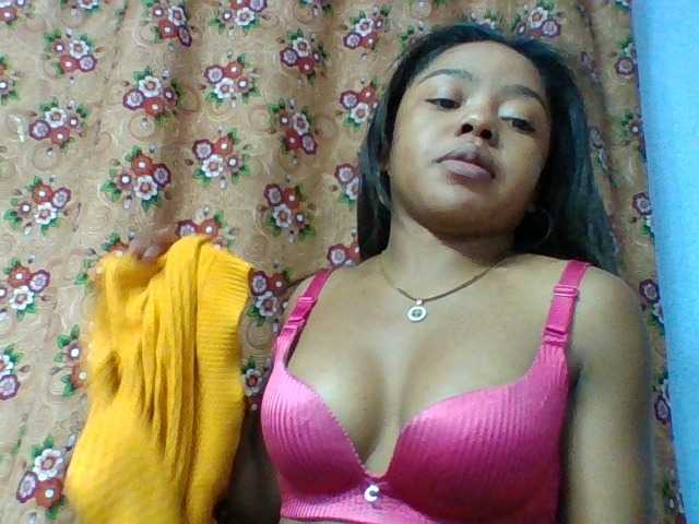 Elysa7 live cam on BongaCams
