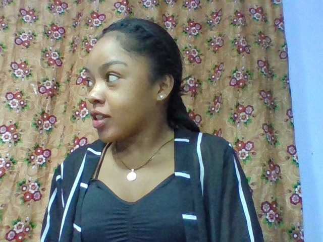 Elysa7 live cam on BongaCams