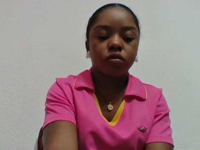 Elysa7 live cam on BongaCams