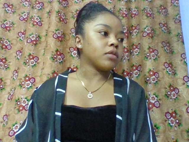 Elysa7 live cam on BongaCams