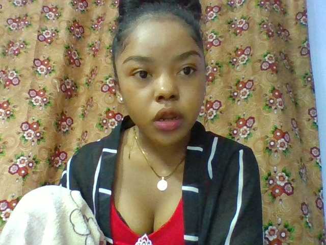Elysa7 live cam on BongaCams