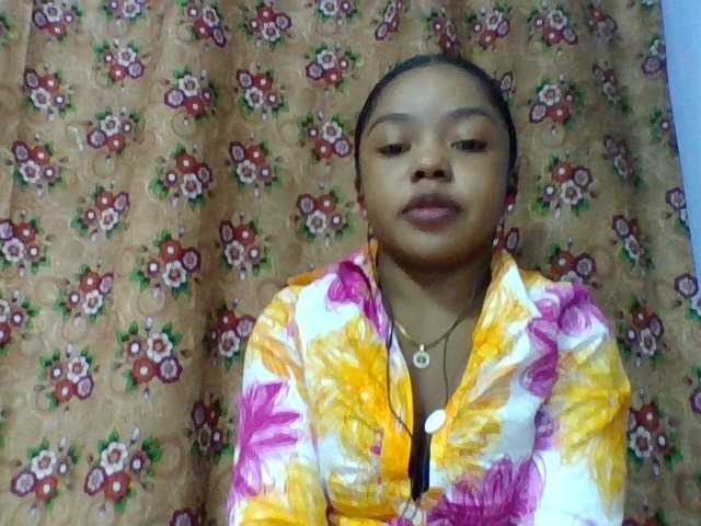 Elysa7 live cam on BongaCams