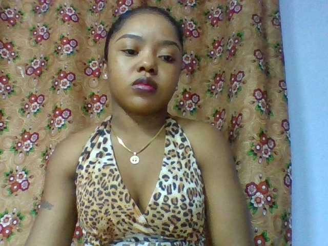 Elysa7 live cam on BongaCams