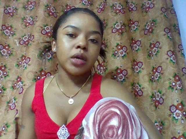 Elysa7 live cam on BongaCams