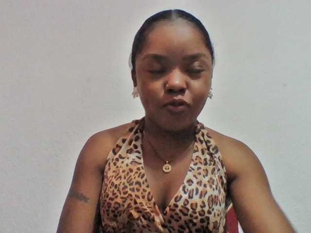 Elysa7 live cam on BongaCams