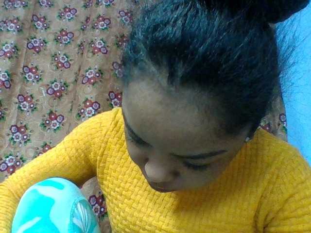 Elysa7 live cam on BongaCams