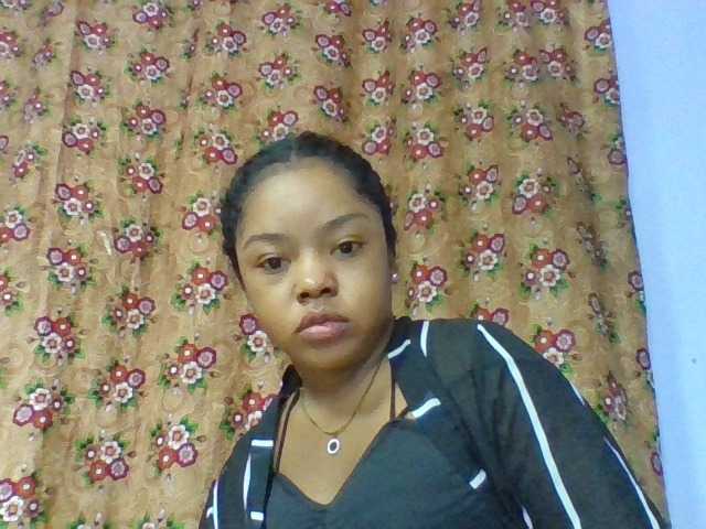 Elysa7 live cam on BongaCams