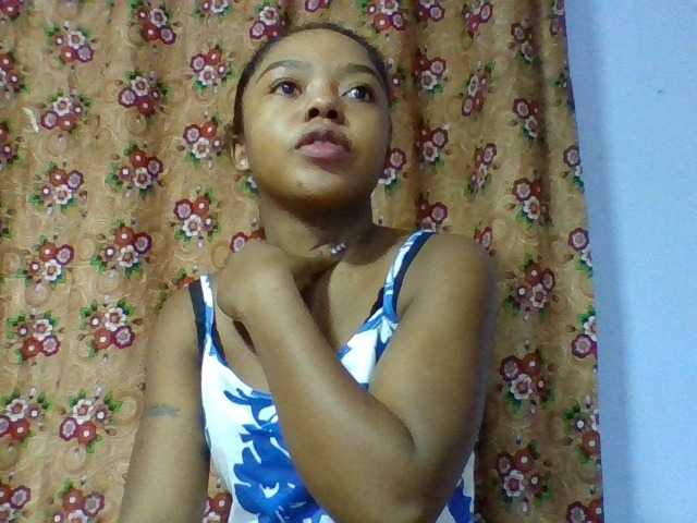 Elysa7 live cam on BongaCams